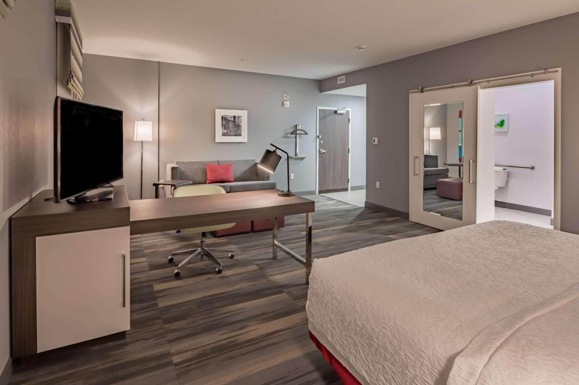 Hampton Inn & Suites Dallas/Plano Central מראה חיצוני תמונה